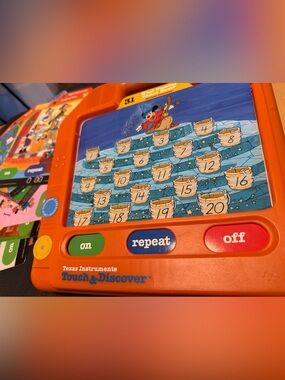 Texas Instruments Touch & Discover Portable Orange Learning Tablet Disney 1987